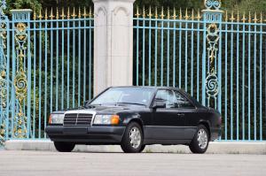 Mercedes-Benz 230 CE 1987 года